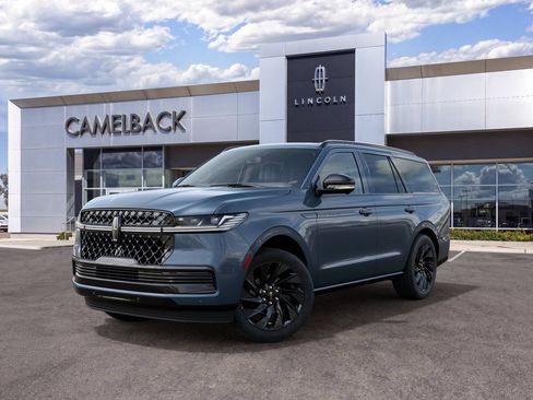New 2027 Lincoln Navigator Reserve w/ Jet Appearance Package AWD/4WD image 2