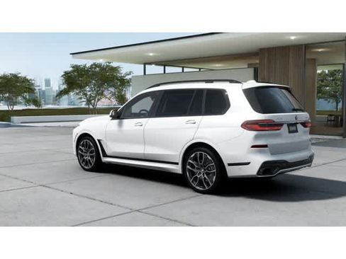 New 2026 BMW X7 xDrive40i w/ Executive Package AWD/4WD image 2