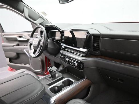 Used 2023 GMC Sierra 1500 SLT w/ SLT Premium Package image 16