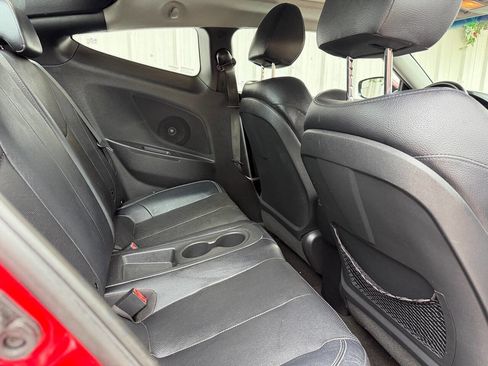 Used 2015 Hyundai Veloster Turbo w/ Option Group 04 FWD image 15