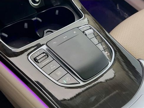 Used 2021 Mercedes-Benz GLC 300 image 17