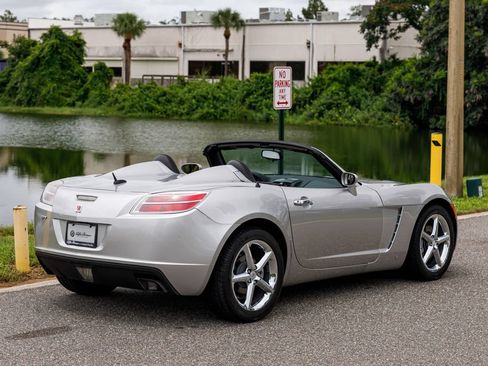 Used 2008 Saturn Sky w/ Premium Trim Package RWD image 3