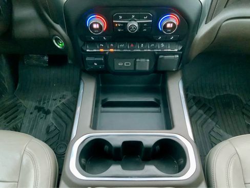 Used 2020 Chevrolet Silverado 1500 LT Trail Boss image 44