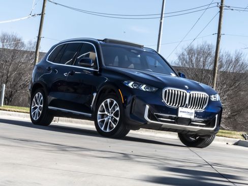 Certified 2024 BMW X5 sDrive40i w/ Premium Package image 25