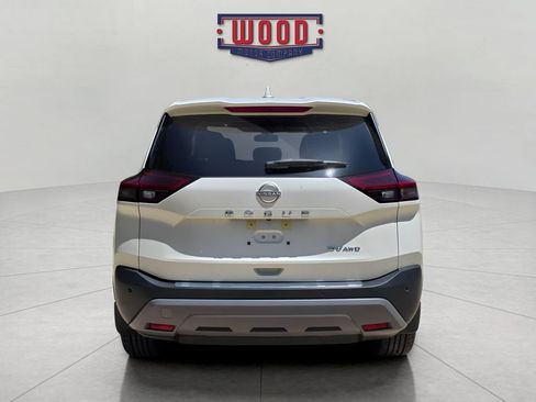 Used 2023 Nissan Rogue SV AWD/4WD image 3