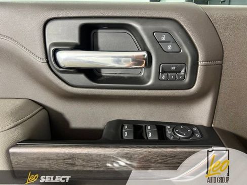 Used 2022 Chevrolet Silverado 2500 LTZ w/ LTZ Premium Package AWD/4WD image 28