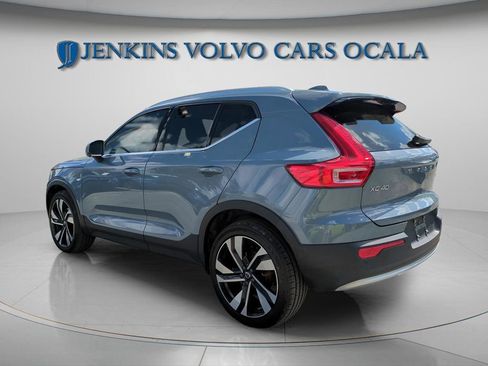 Used 2023 Volvo XC40 B5 Plus w/ Protection Package Premier AWD/4WD image 5