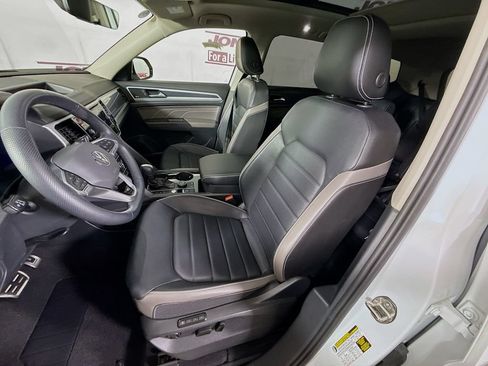 Used 2022 Volkswagen Atlas SEL Premium AWD/4WD image 27