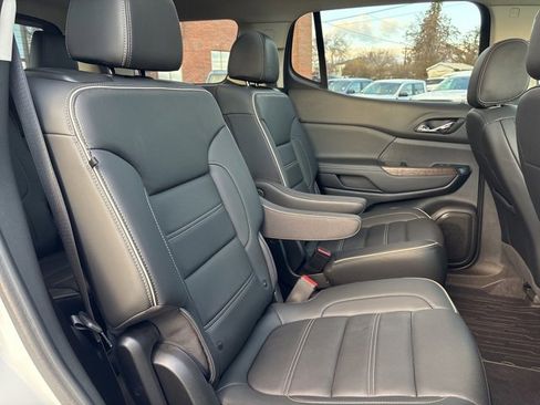 Used 2023 GMC Acadia Denali w/ Denali Technology Package image 37