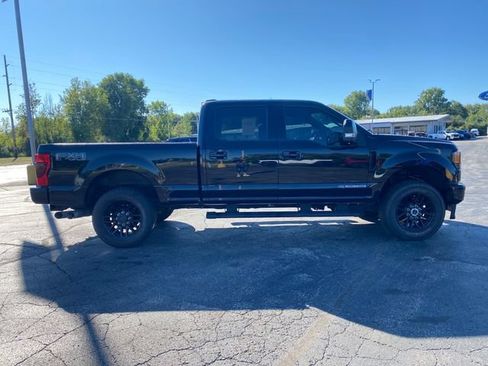 Used 2022 Ford F250 Lariat w/ Black Appearance Package AWD/4WD image 8