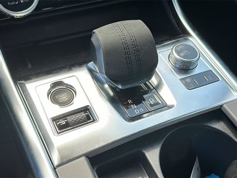 New 2024 Jaguar XF R-Dynamic SE image 21