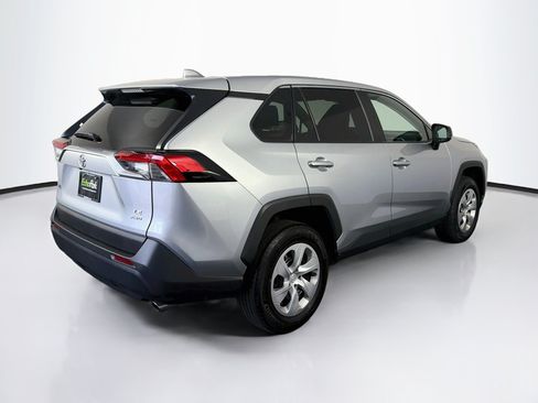 Used 2025 Toyota RAV4 LE AWD/4WD image 9