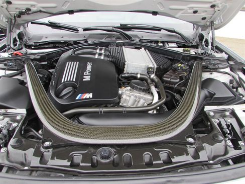 Used 2015 BMW M4 Coupe RWD image 25