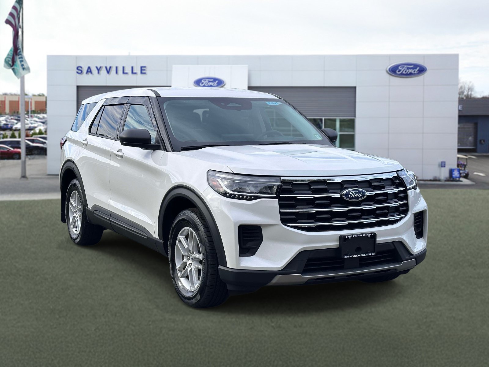 Used 2026 Ford Explorer Active AWD/4WD image 6