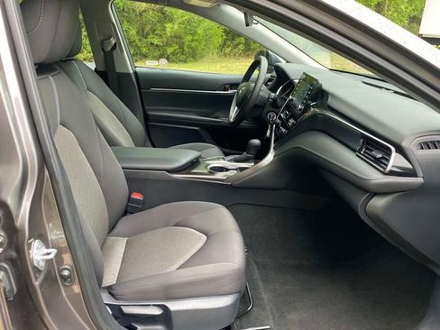 Used 2024 Toyota Camry LE FWD image 34