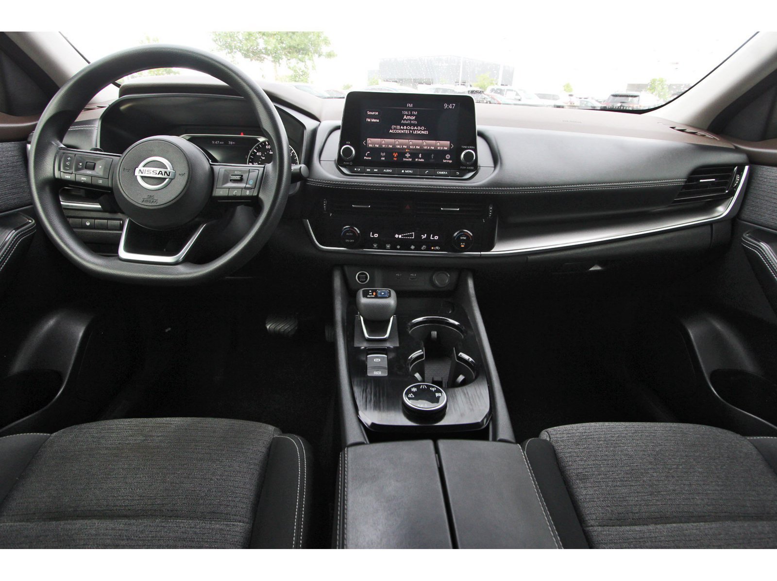 Used 2021 Nissan Rogue SV AWD/4WD image 13