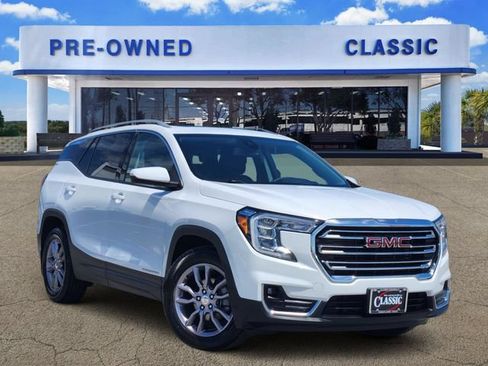 Used 2023 GMC Terrain SLT w/ Infotainment Package II FWD image 1