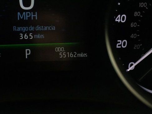 Used 2024 Toyota Camry XLE image 29