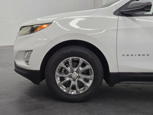 Used 2018 Chevrolet Equinox LS FWD image 6