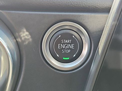 Used 2025 Chevrolet Blazer LT image 16