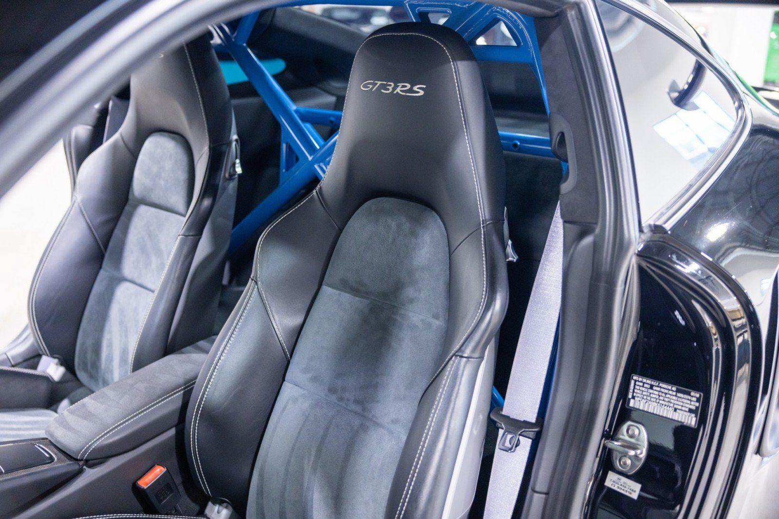 Used 2019 Porsche 911 GT3 RS RWD image 41