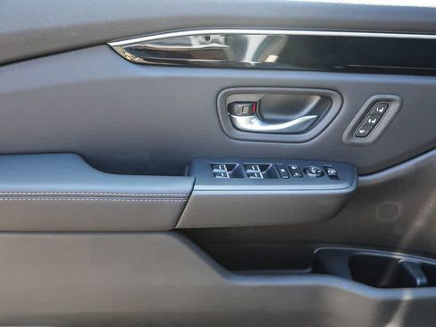 New 2025 Honda Pilot Touring image 22
