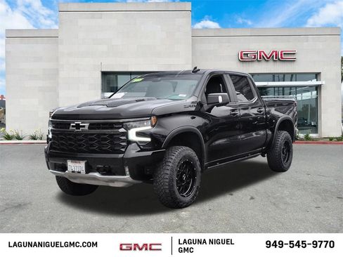 Used 2025 Chevrolet Silverado 1500 ZR2 w/ Technology Package image 1