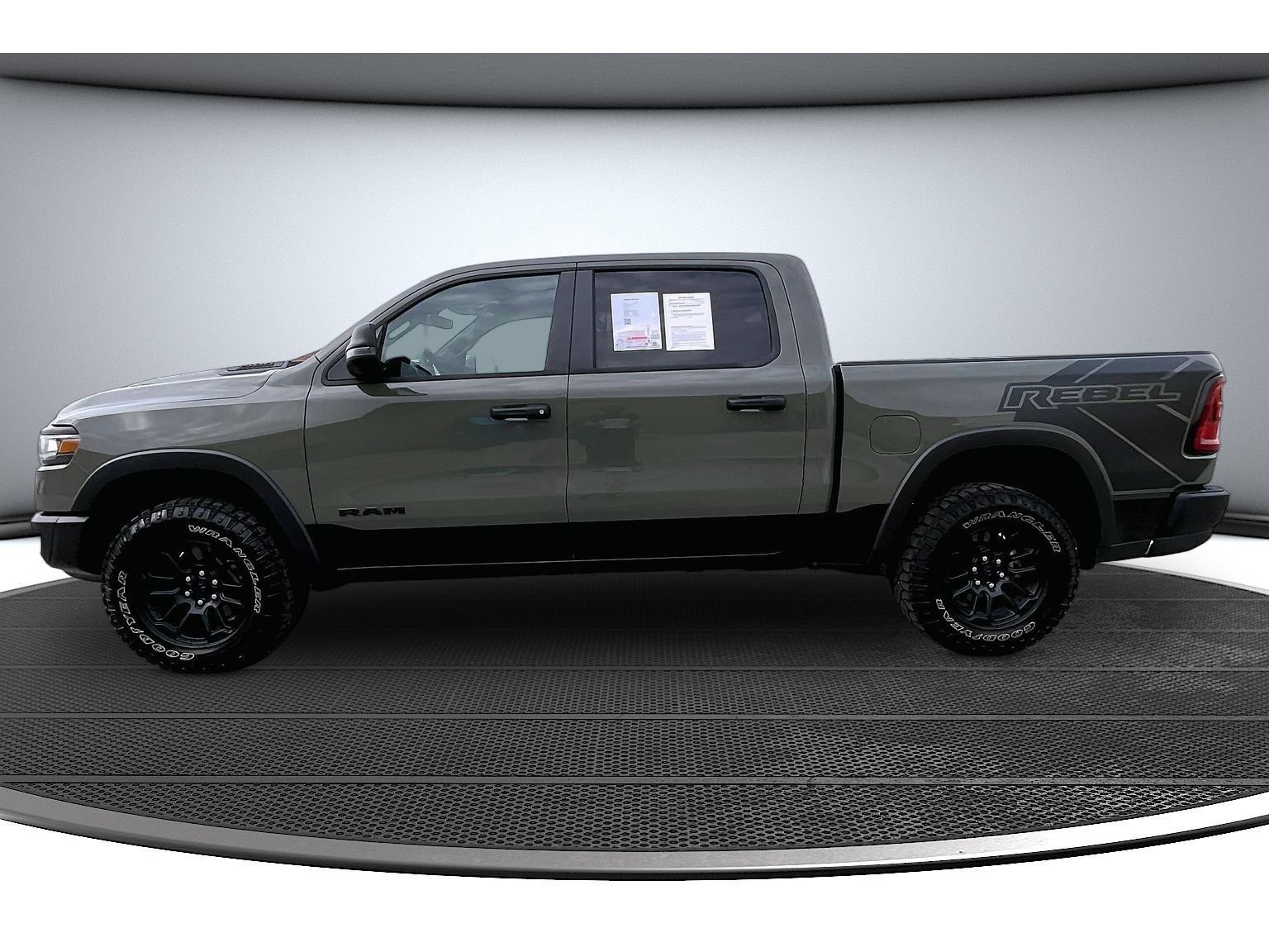 Used 2026 RAM 1500 Rebel w/ Rebel Level 1 Equipment Group AWD/4WD image 17