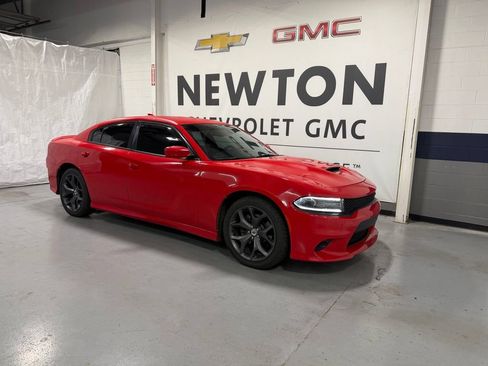 Used 2018 Dodge Charger SXT Plus w/ Beats Audio Group RWD image 2