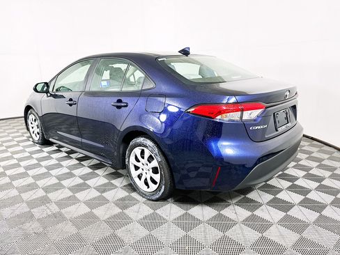 Used 2024 Toyota Corolla LE image 5