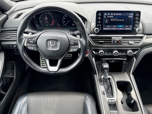 Certified 2018 Honda Accord Sport image 17