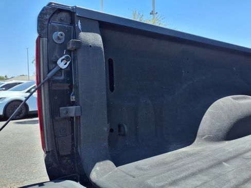 Used 2022 RAM 1500 Laramie AWD/4WD image 8