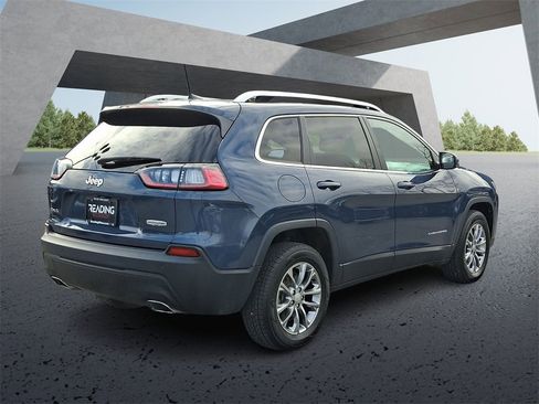 Used 2021 Jeep Cherokee Latitude Lux w/ Comfort/Convenience Group image 5