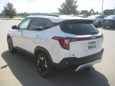 Used 2025 Kia Seltos S FWD image 5