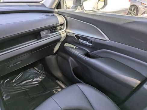 Used 2024 Toyota Grand Highlander XLE image 20