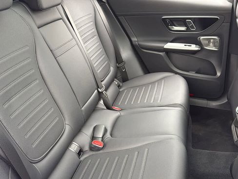 New 2026 Mercedes-Benz GLC 350e 4MATIC image 34