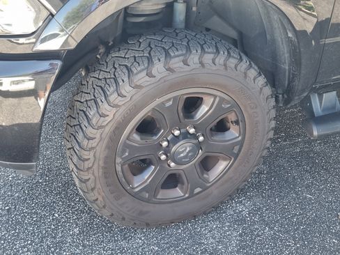 Used 2018 RAM 2500 Laramie w/ Sport Appearance Group AWD/4WD image 9