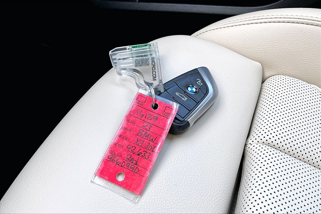 Used 2023 BMW X3 sDrive30i w/ Convenience Package RWD image 12