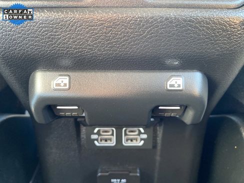 Used 2024 Jeep Wrangler Unlimited Sahara image 20