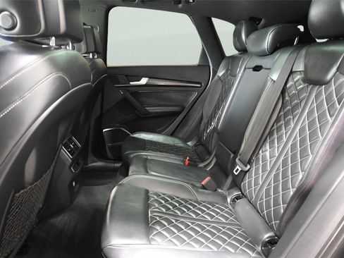 Used 2018 Audi SQ5 Premium Plus w/ Navigation Package AWD/4WD image 14