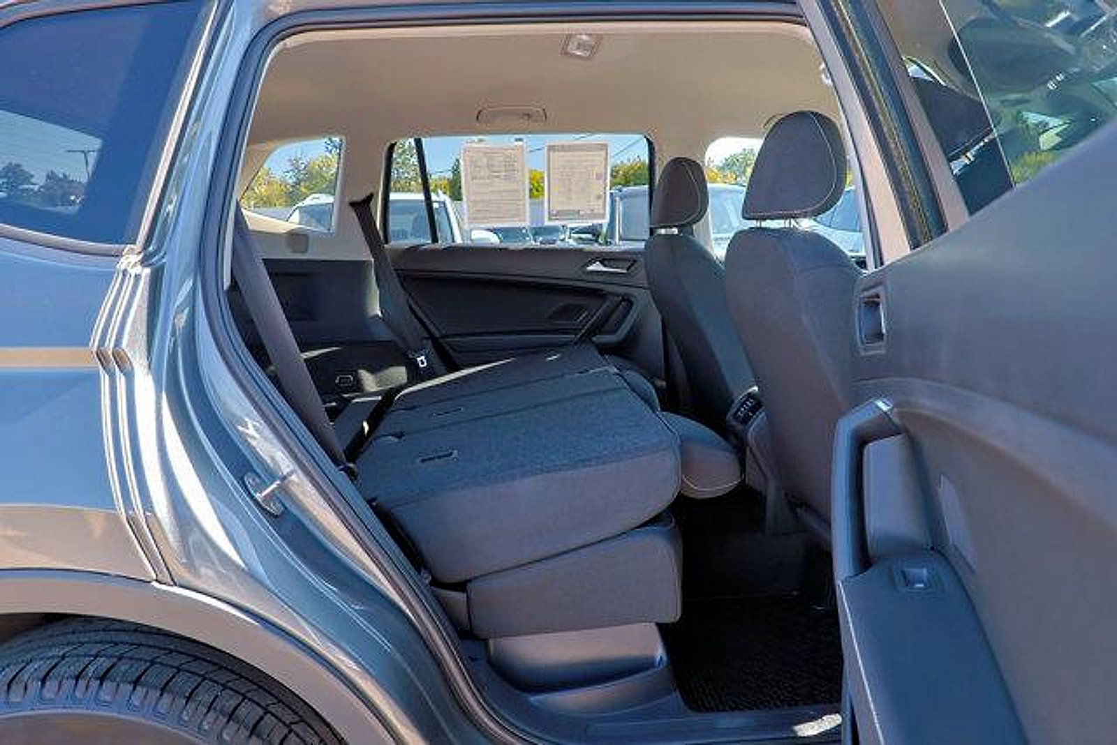 Used 2023 Volkswagen Tiguan S w/ Driver Assistance Package AWD/4WD image 27