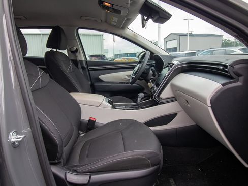 Used 2024 Hyundai Tucson SE FWD image 16
