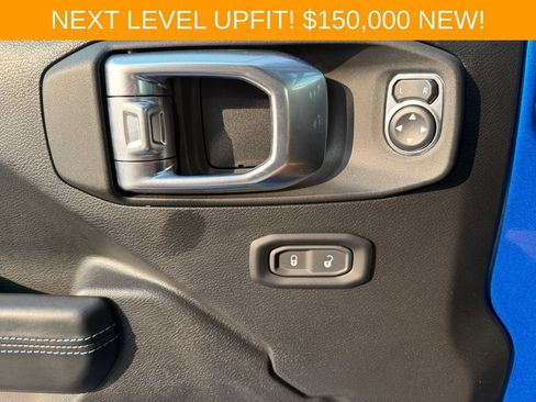 Used 2021 Jeep Gladiator Sport AWD/4WD image 27