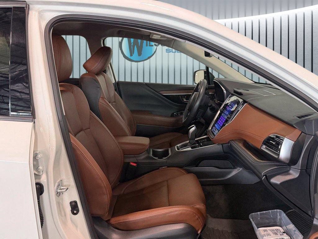 Used 2022 Subaru Outback Touring XT AWD/4WD image 6