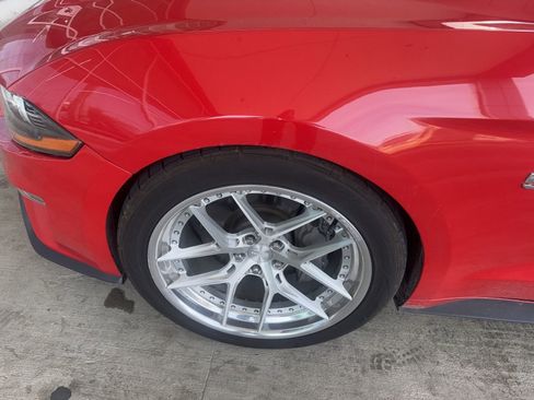 Used 2022 Ford Mustang GT Premium w/ Equipment Group 401A image 2