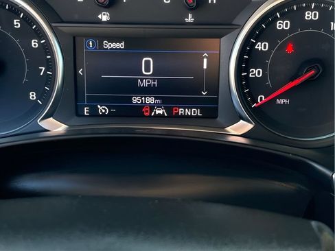 Used 2022 Chevrolet Equinox LT FWD image 25