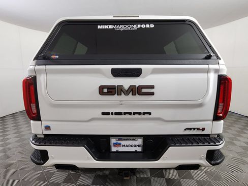 Used 2022 GMC Sierra 1500 AT4 w/ AT4 Premium Package AWD/4WD image 6