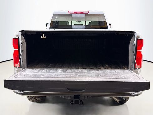 Certified 2024 Chevrolet Silverado 2500 ZR2 w/ Technology Package image 26