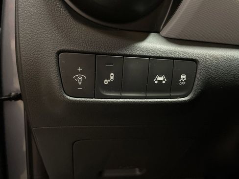 Used 2021 Hyundai Kona SEL Plus FWD image 31