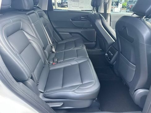 New 2026 Lincoln Nautilus Premier w/ Equipment Group 102A AWD/4WD image 16